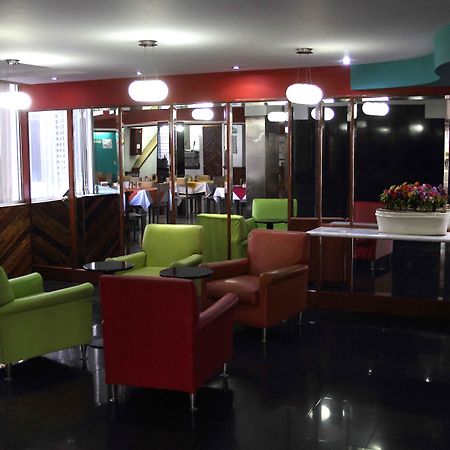 גואדלחארה Hotel Universo מראה חיצוני תמונה