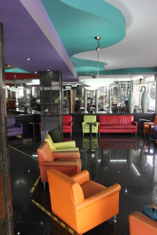גואדלחארה Hotel Universo מראה חיצוני תמונה