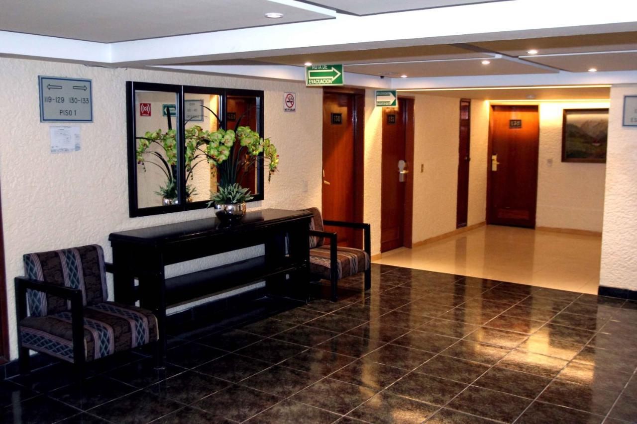 גואדלחארה Hotel Universo מראה חיצוני תמונה