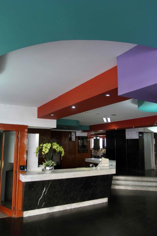גואדלחארה Hotel Universo מראה חיצוני תמונה