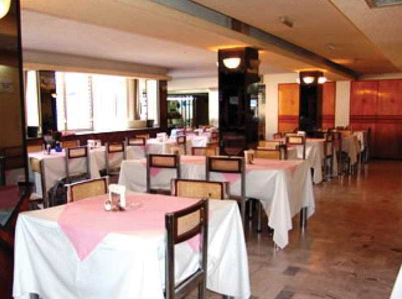 גואדלחארה Hotel Universo מראה חיצוני תמונה